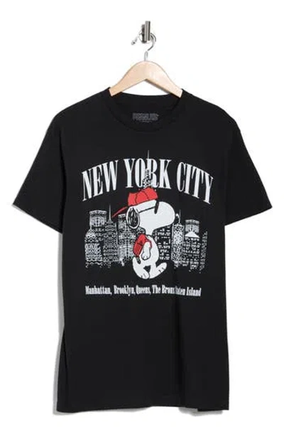 The Forecast Agency Peanuts Snoopy Walk Ny Graphic T-shirt In Black