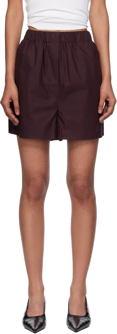 The Frankie Shop Straight Cut Shorts With Elastic Waistband And Back Pocket In Burgundy