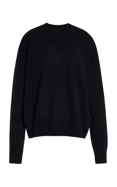The Frankie Shop Rafaela Padded Merino Wool-cashmere Sweater In Navy