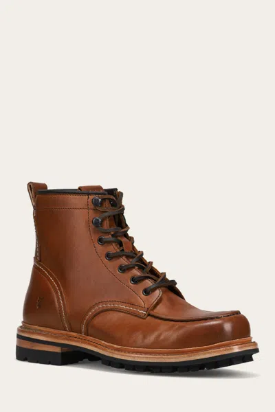 The Frye Company Frye Hudson Workboot Lug Boots In Caramel