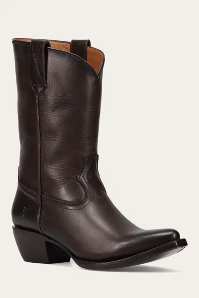 The Frye Company Frye Sacha Mid Pull On Western Boots In Chocolate