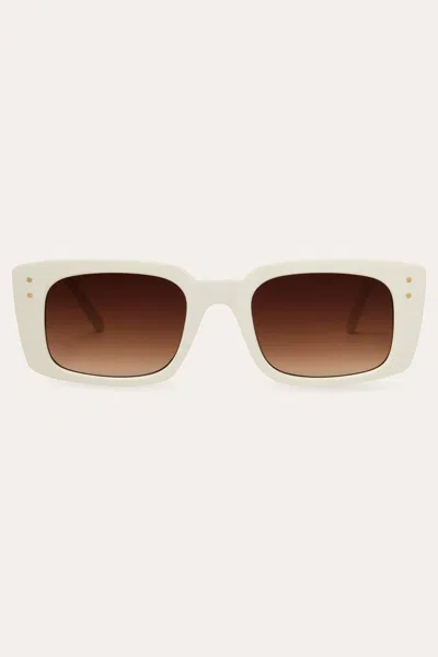 The Frye Company Ruby Sunglasses In Ivory