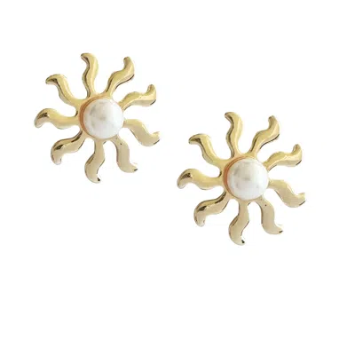 The Gala Women's Gold Radiant Pearl Sun Stud Earrings