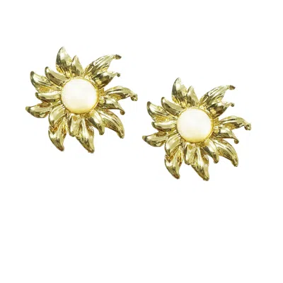 The Gala Women's Gold Sunflower Stud Earrings With White Center