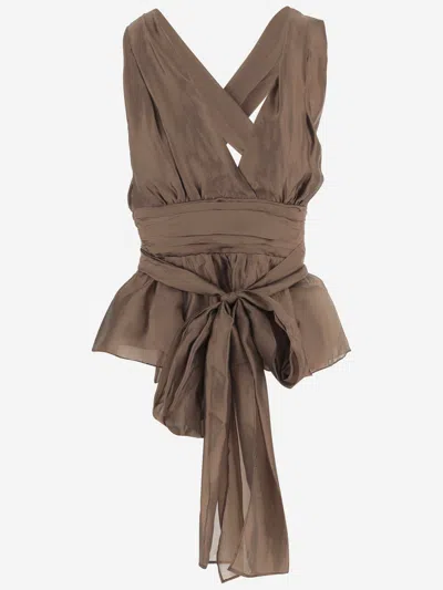 The Garment In Cachi