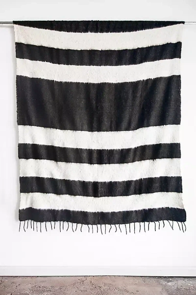 The Global Trunk Wide Stripe Modern Momo Blanket In Black