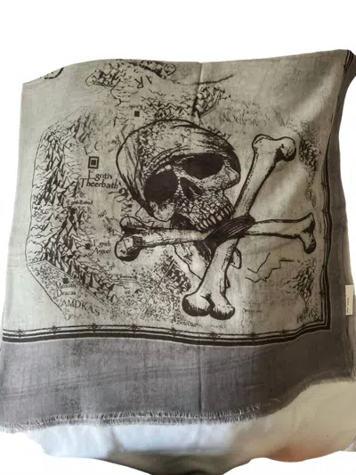 The Gray Crab Women's Cotton Scarf In Gray