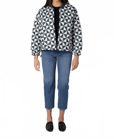 The Great Alps Puffer Jacket In Quilted Vintage Navy In Multi