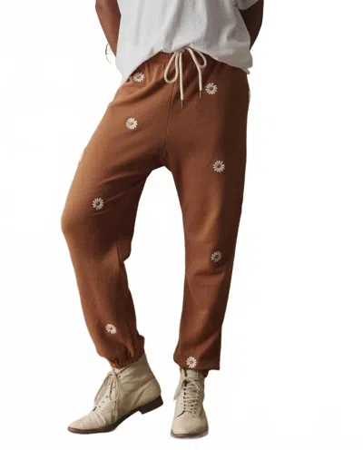 The Great Stadium Pull-on Sweatpants With Daisy Embroidery In Brown