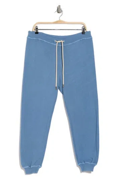 The Great . The Cropped Jogger Pants In Dutch Blue