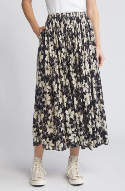 The Great . The Sway Floral Maxi Skirt In Black Cream Hibiscus Floral
