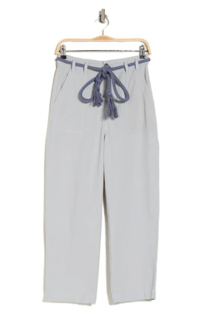 The Great The Voyager Rope Belt Crop Cotton Pants In Wshcf