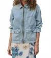 The Great Women's The Zip Front Chore Jacket In Dakota Wash In Blue