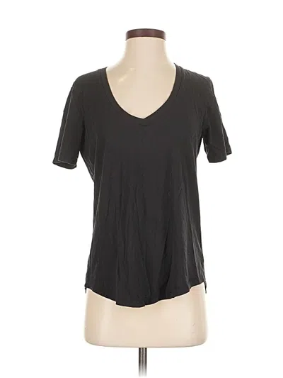 Pre-owned The Group By Babaton Short Sleeve T-shirt In Gray