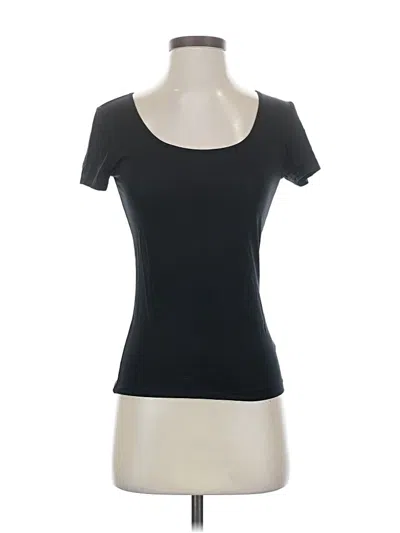 Pre-owned The Group By Babaton Short Sleeve Top Black Scoop Neck Tops