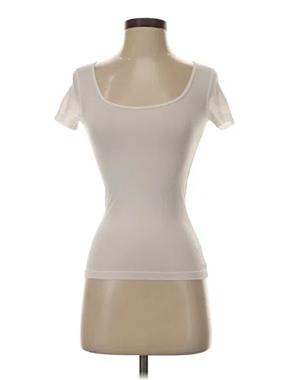 Pre-owned The Group By Babaton Short Sleeve T-shirt In Ivory