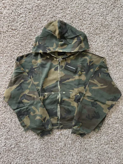 Pre-owned The Gv Gallery Camo Bunker Zip Up Raspberry Hills In Brown