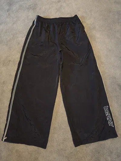 Pre-owned The Gv Gallery Gv Gallery Raspberry Hills D Will Nylon Track Pants In Black
