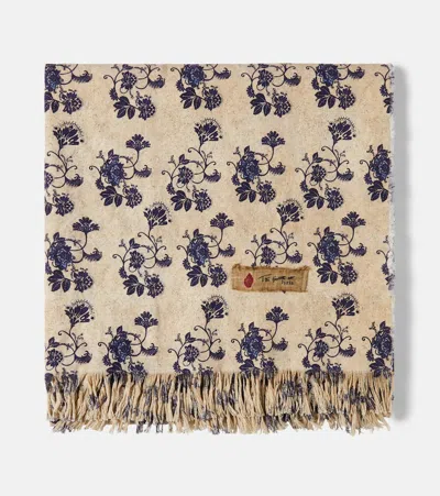 The House Of Lyria Sharpei Floral Cotton And Linen Throw In Neutral