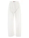 The Latest Chino Sculpture Legs In White