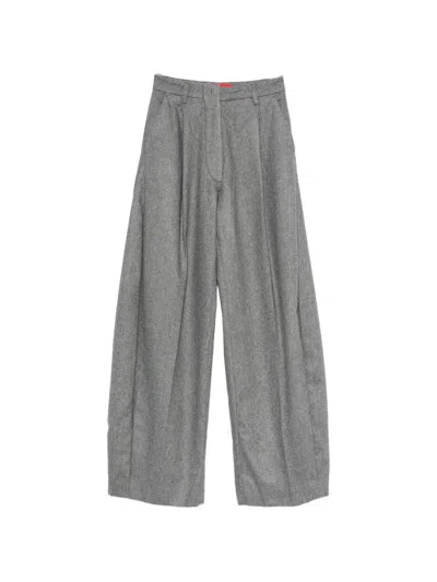 The Latest Wide Trousers With Elegant Pleats In Gray