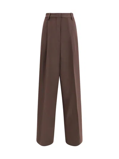The Latest Pleated Pants In Brown