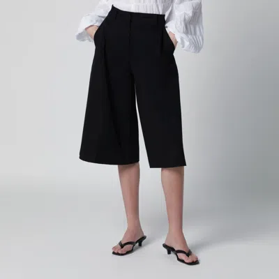 The Latest Thelatest Black Cotton Dakota Bermuda Shorts