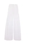 The Latest Chino Sculpture Legs In White