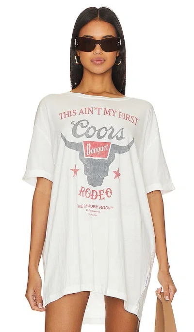 The Laundry Room Ain't My First Coors Rodeo Oversized Tee In White