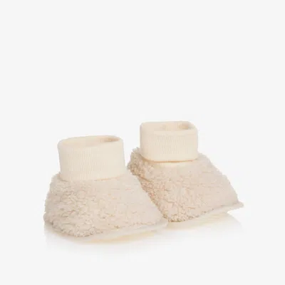 The Little Tailor Ivory Sherpa Fleece Baby Booties