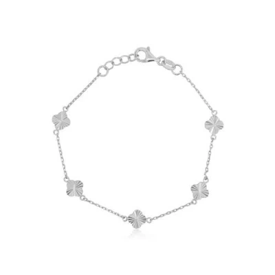 The Lovery Fine Jewelry Mini Fluted Clover Bracelet In Metallic