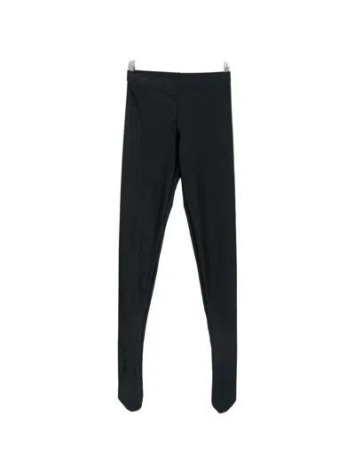 The M Straight-leg Leggings In 블랙