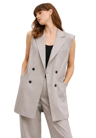 The M Woman  Doublepet In Gray