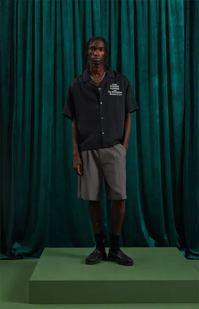 The Met Men's X Pacsun European Cropped Camp Shirt In Black