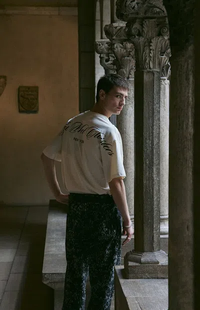 The Met Men's X Pacsun Script T-shirt In Off White