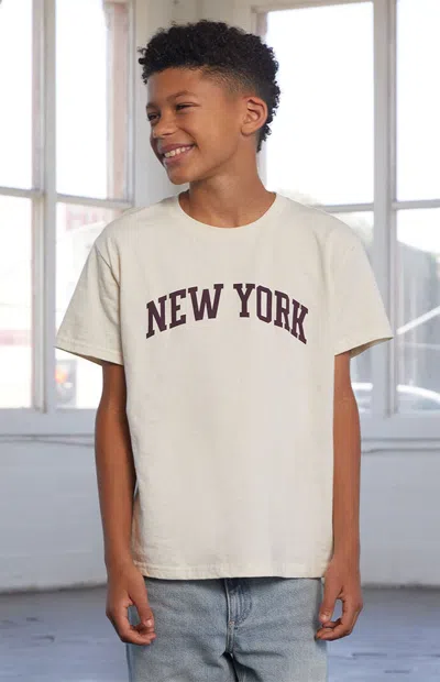The Met X Pacsun Kids Fifth Avenue T-shirt In Cream In White
