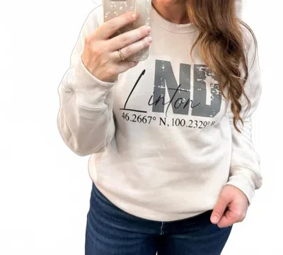 The Minted Olive Linton Nd Coordinates Crew Top In Heather Dust In White