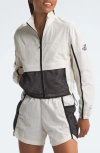 The North Face 2000 Mountain Lite Wind Jacket In White Dune