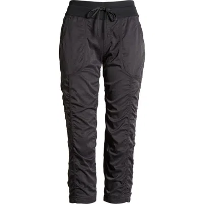 The North Face Aphrodite 2.0 Capri Pants In Tnf Black-npf