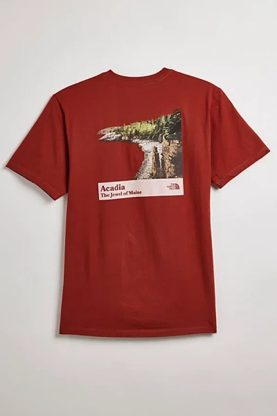 The North Face Arcadia Tee In Maroon, Men's At Urban Outfitters In Red