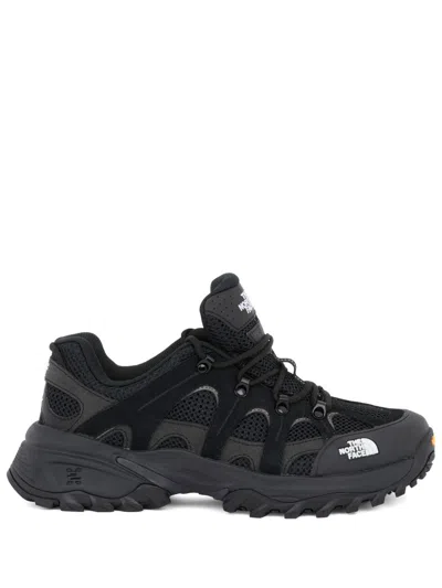 THE NORTH FACE BLACK LACE UP SNEAKERS