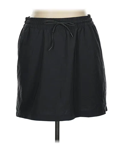 Pre-owned The North Face Casual Skirt In Black