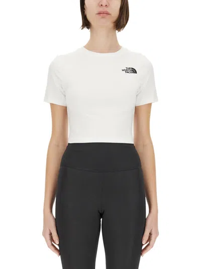 THE NORTH FACE CROPPED T-SHIRT