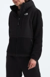 The North Face Denali Hooded Jacket In Black