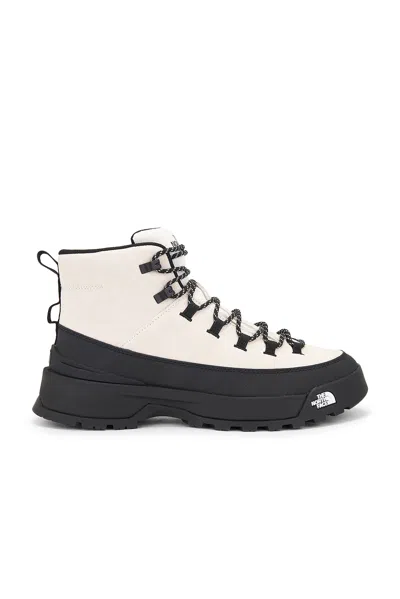 The North Face Glenclyffe Urban Boot In White Dune & Tnf Black