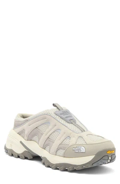 The North Face Hedgehog 06 Sneakers In Neutral
