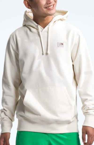 The North Face Heritage Patch Recycled Cotton Blend Hoodie In White Dune