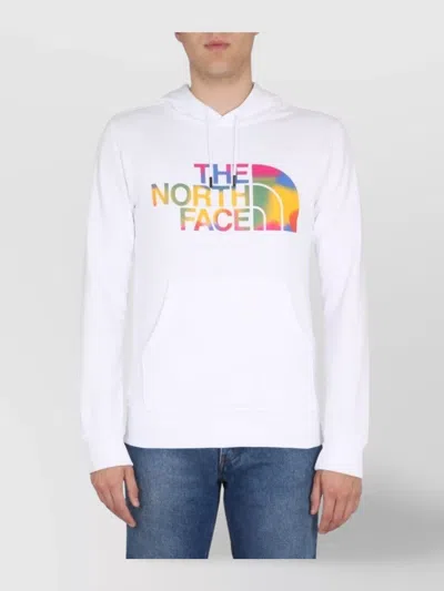 The North Face Hooded Drew Peak Sweatshirt With Kangaroo Pocket In White