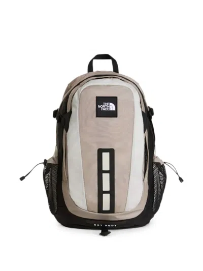 The North Face Hot Shot 30l Logo-patch Backpack In Neutral