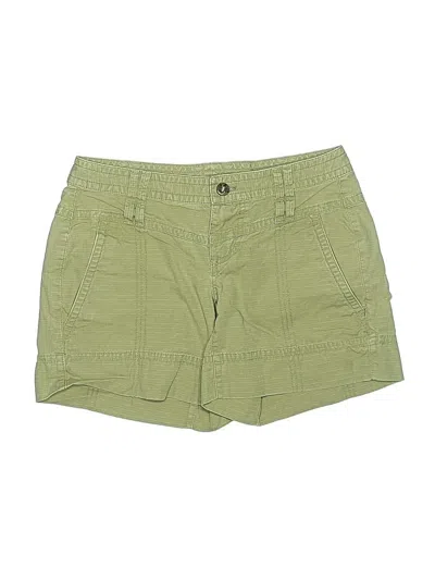 Pre-owned The North Face Khaki Shorts In Green